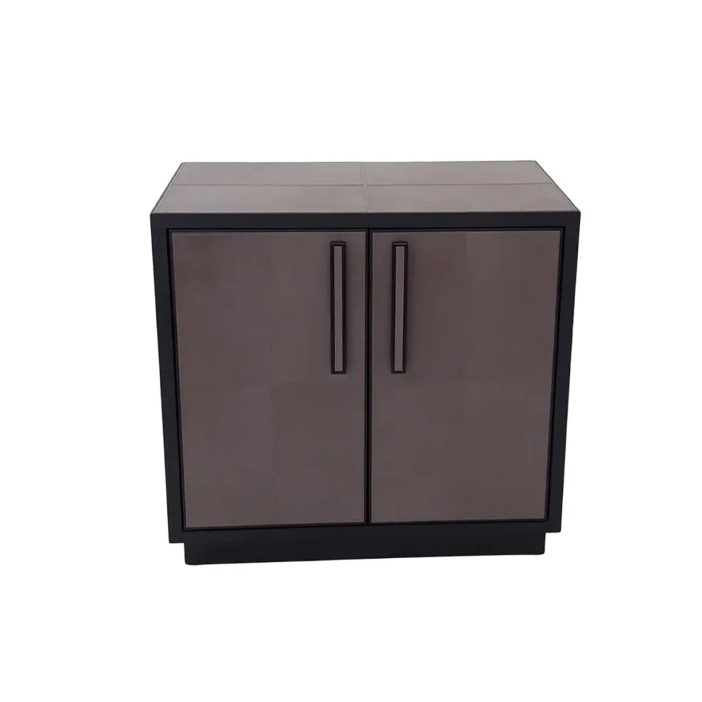Paragon Cabinet 2 Door Leather Valen