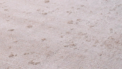 Liam 200 X 300cm Plain Rug in Silver Sand