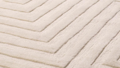 Breck 200 X 300cm Patterned Rug in Ivory