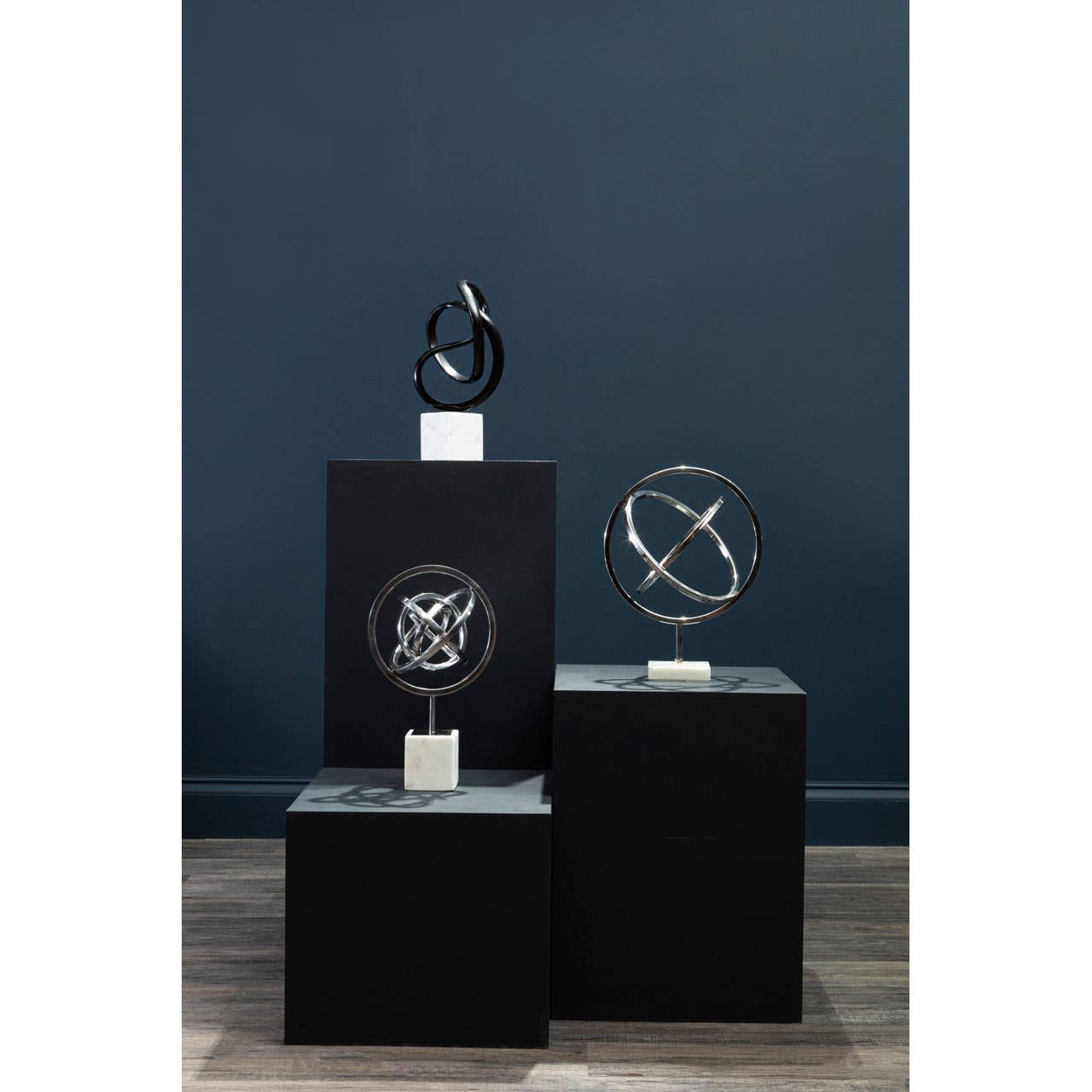 Mirano Black Nickel Finish Knot Sculpture