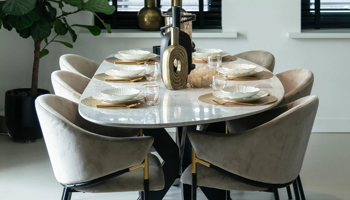 Trocadero 4-6 Seat Oval Dining Table