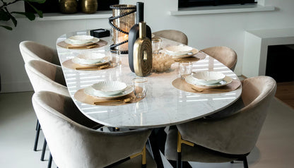 Trocadero 4-6 Seat Oval Dining Table