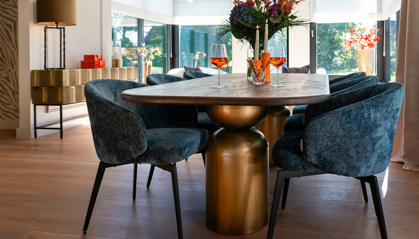 Cavo 6-8 Seat Rectangular Dining Table