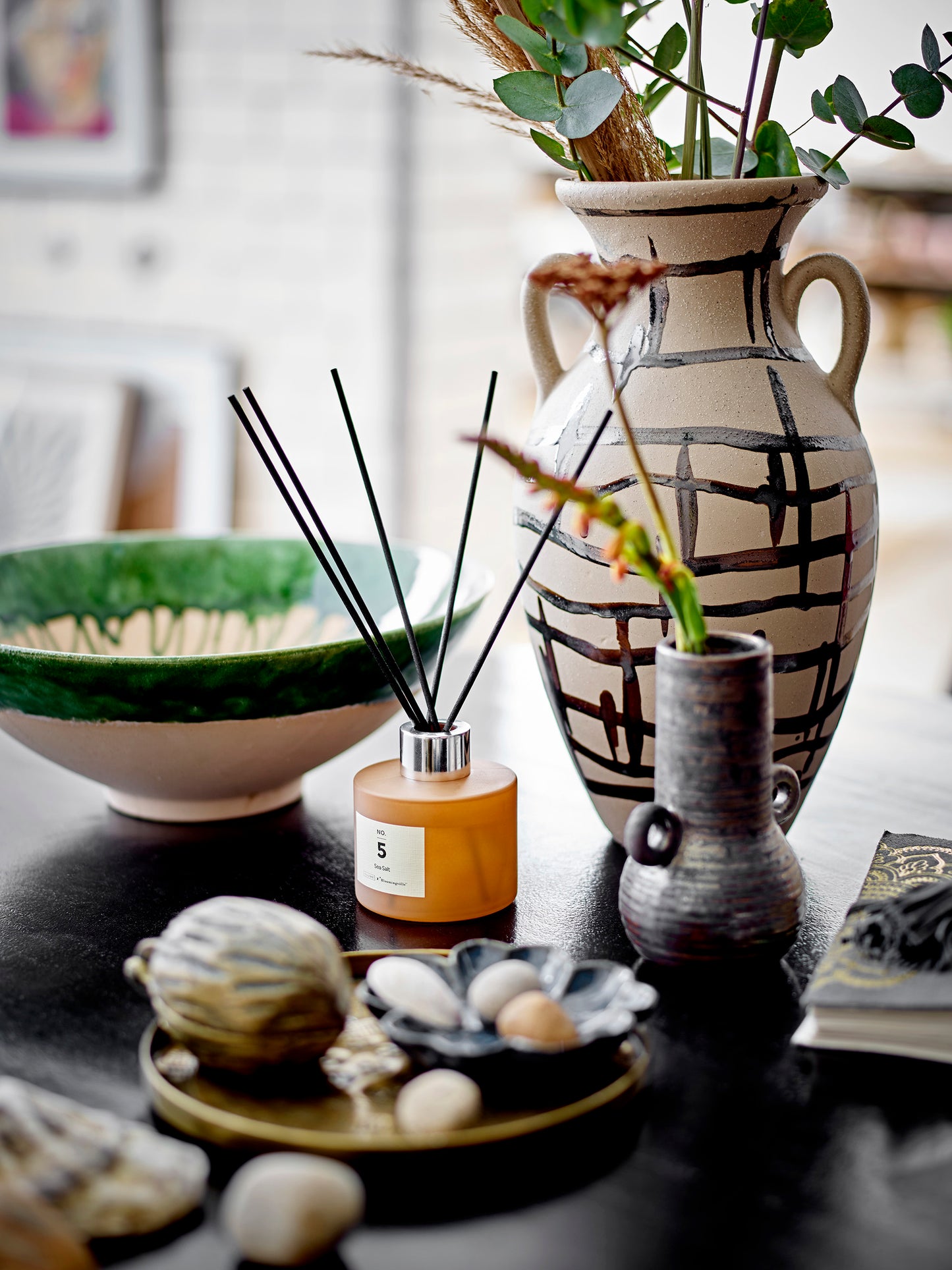Ohana Vase, Black, Stoneware