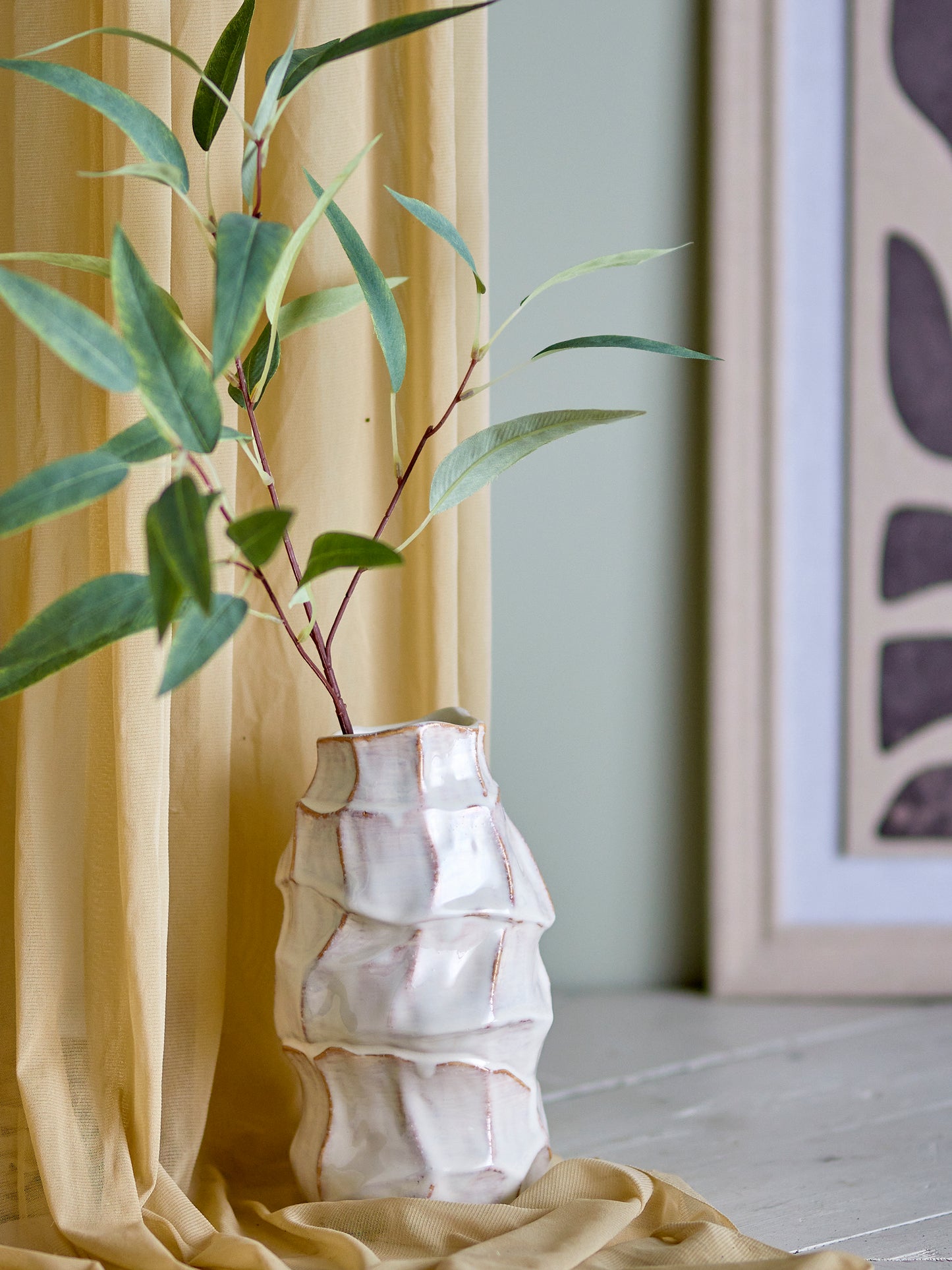 Dolores Vase, White, Stoneware