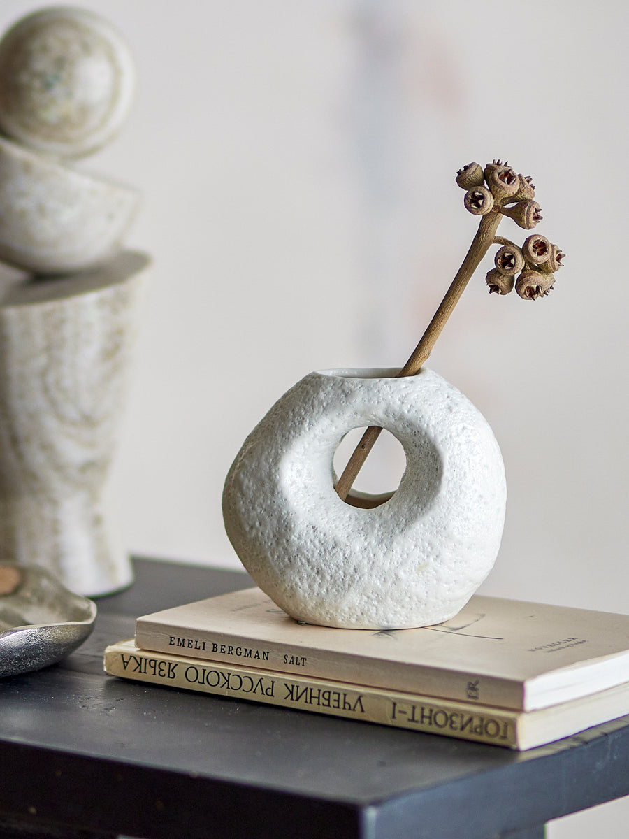 Caia Vase, White, Stoneware