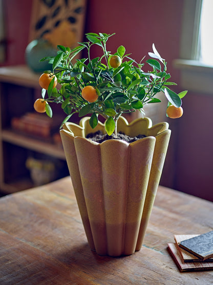 Penn Vase, Yellow, Stoneware