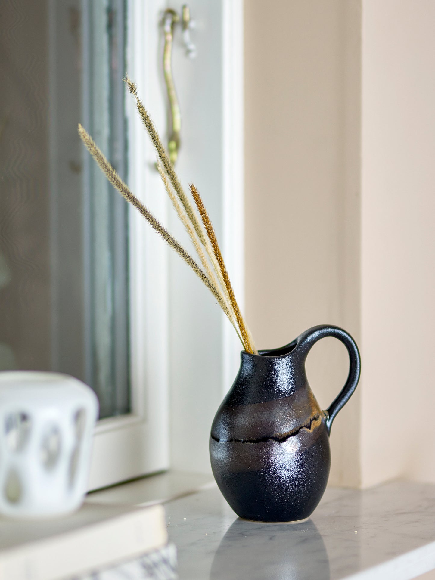 Alvena Vase, Brown, Stoneware