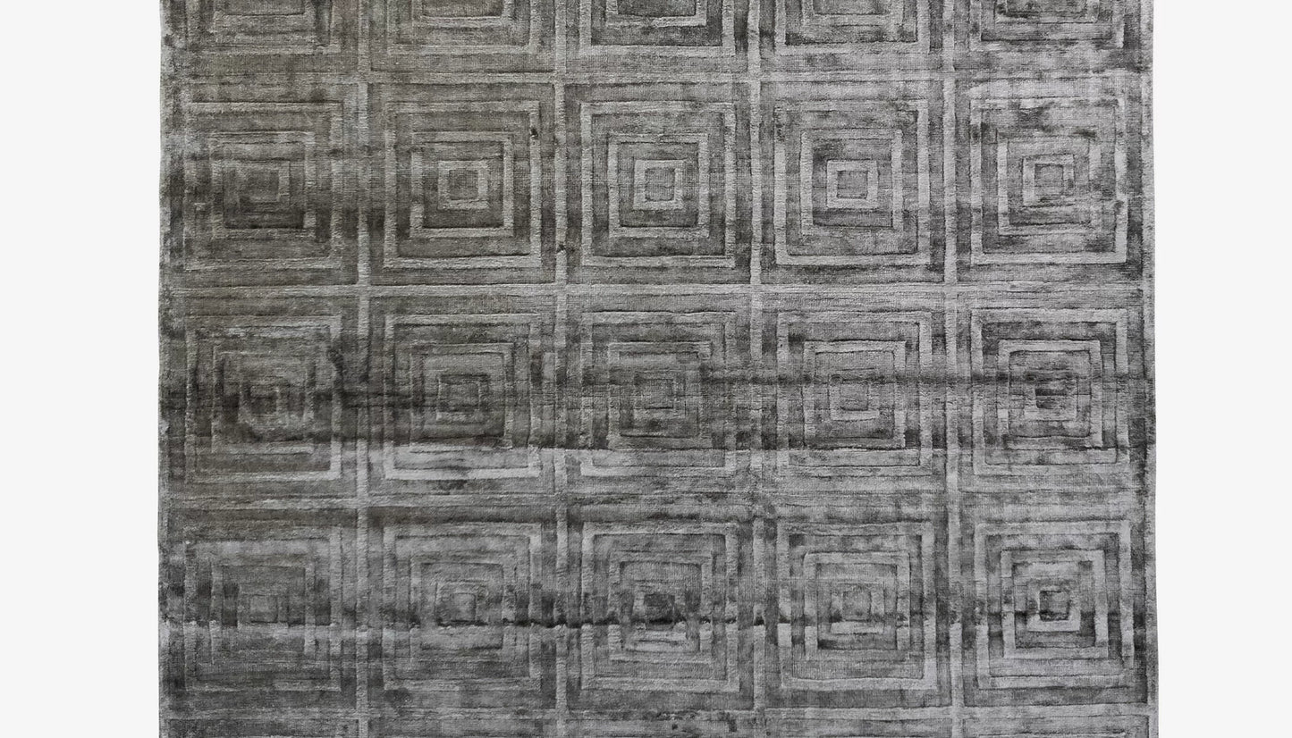Iggy 200 X 300cm Patterned Rug in Anthracite Colour