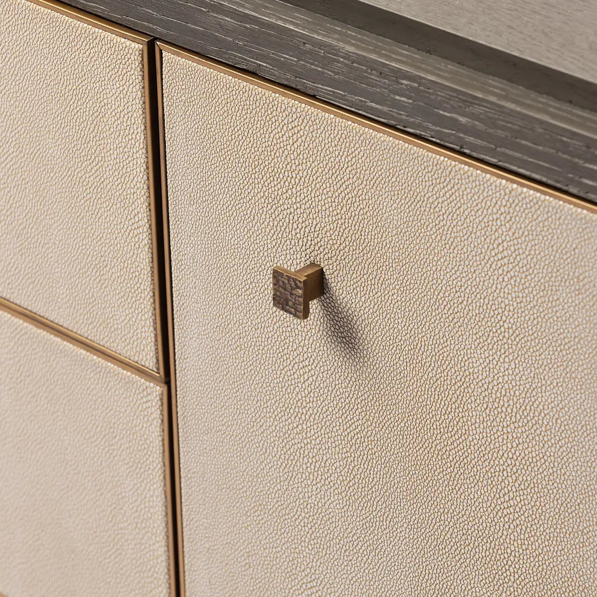 Astor 4 Door Cabinet Shagreen