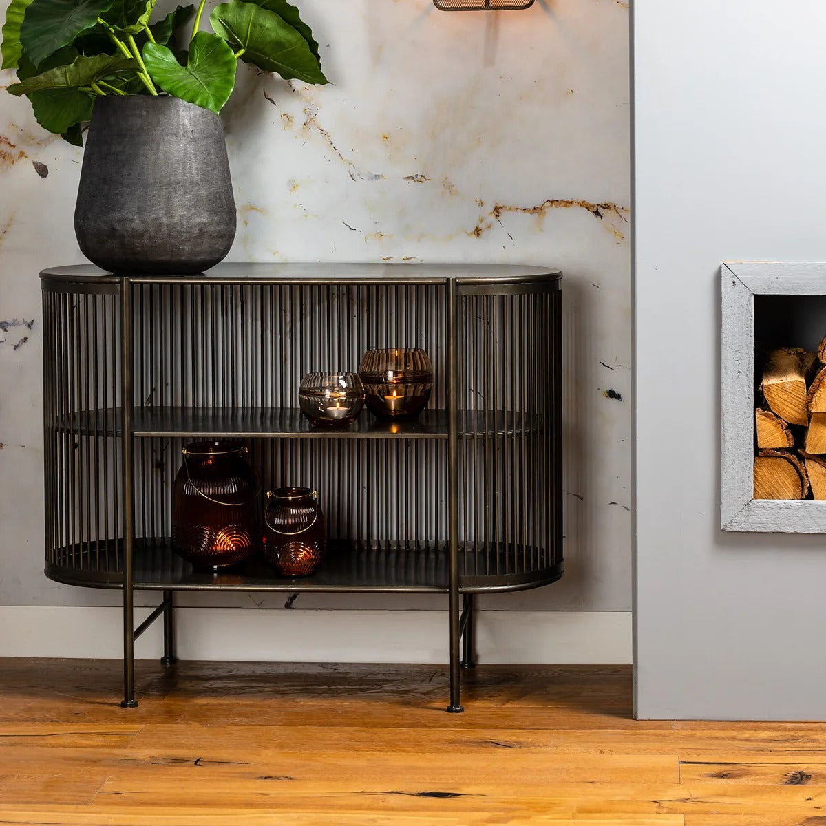 Yinthe Small Display Unit - Black