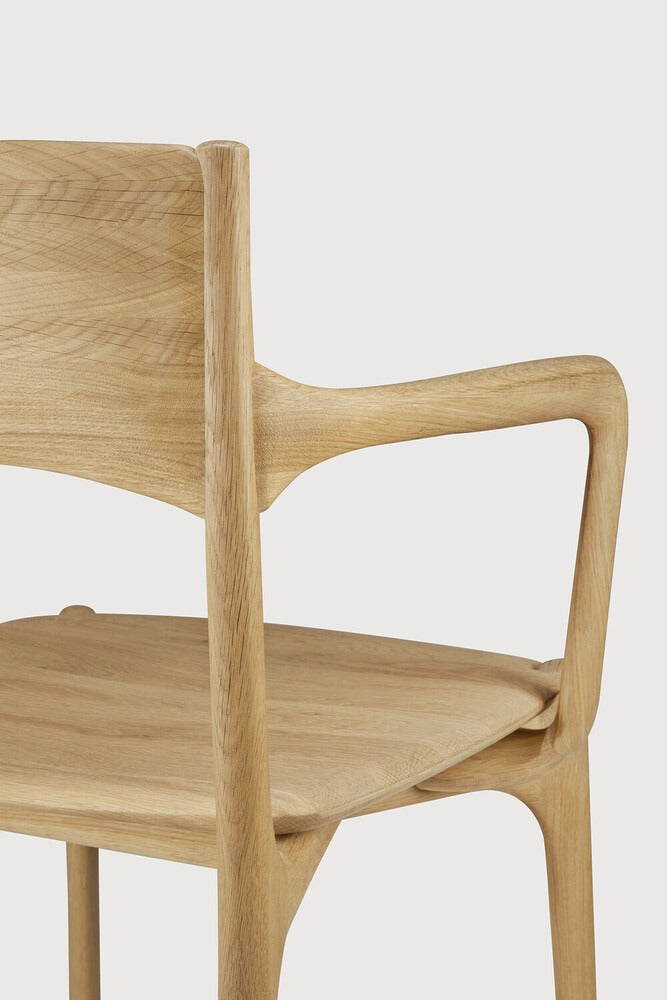 PI dining chair
