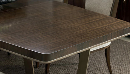 Harlingford 4-6 Seat Rectangular Dining Table