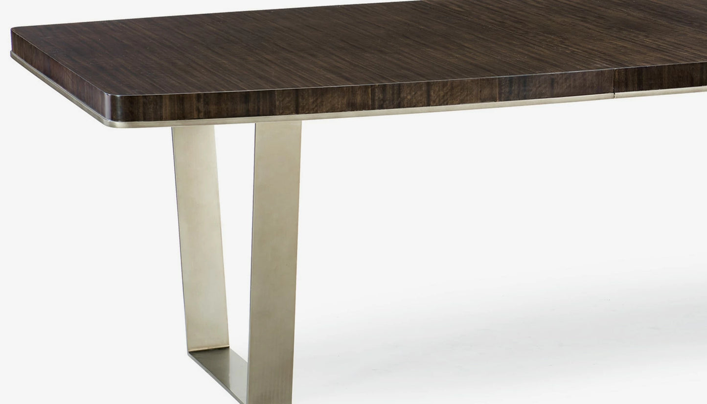 Harlingford 4-6 Seat Rectangular Dining Table